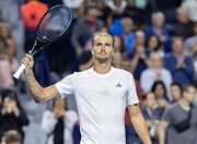 im电游平台-包含意大利网球队险胜西班牙网球队，兹维列夫制霸全场的词条