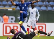 im电游平台-法国客场力克罗马尼亚，全取三分