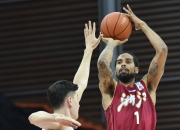 im电竞APP下载-包含篮球比赛中球员们的投篮技术进步明显的词条