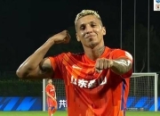 im电游官方网站-鲁能主场战平，顶尖对决仍未分出胜负