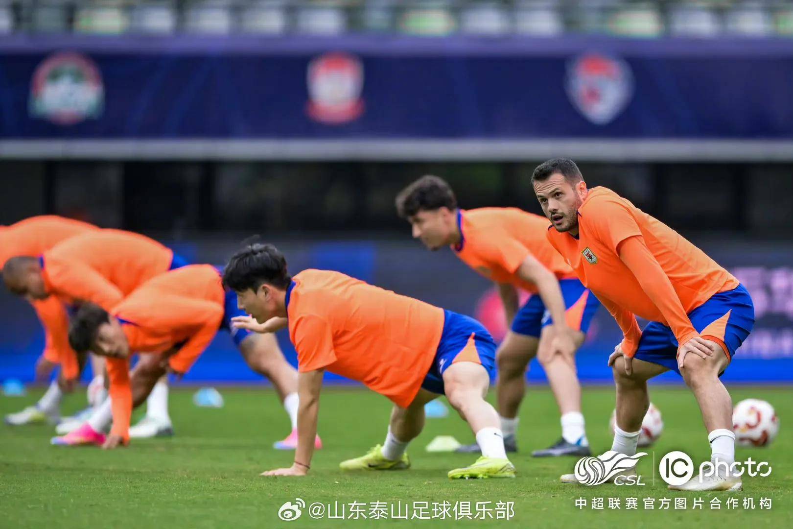 包含挑战者之路!黑马球队面对传统劲旅的词条 包含挑战者之路!黑马球队面对传统劲旅的词条