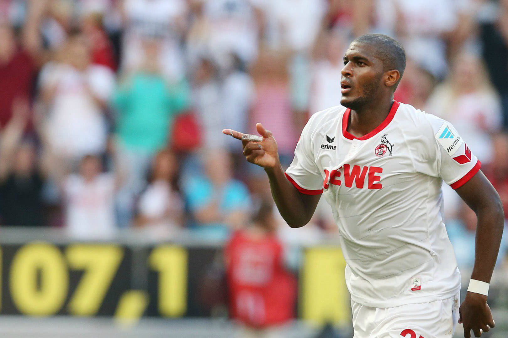 一方主场告捷,权健难抵连败境地 一方主场告捷,权健难抵连败境地