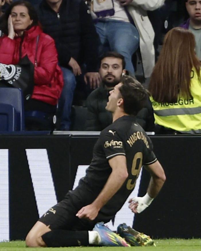 瓦伦西亚临时教练发挥稳定引领球队走向胜利的简单介绍