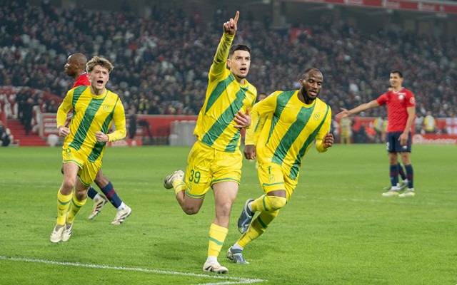 包含南特再次颓势,连续不胜困扰球队的词条 包含南特再次颓势,连续不胜困扰球队的词条