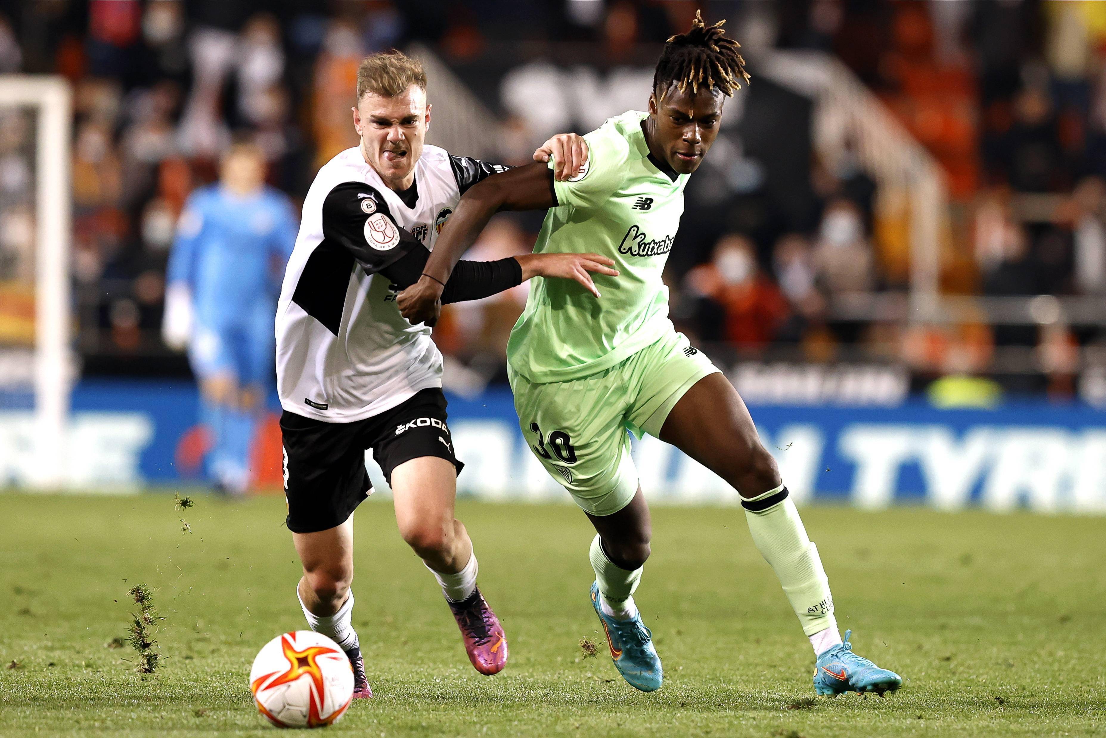 罗马遭遇大比分失利,表现不尽如人意 罗马遭遇大比分失利,表现不尽如人意