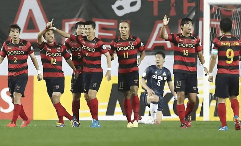 首尔FC球员集训日常互动,备战下一个比赛 首尔FC球员集训日常互动,备战下一个比赛