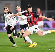 关于AC米兰意甲之战中展现团队精神,全队齐心协力!的信息 关于AC米兰意甲之战中展现团队精神,全队齐心协力!的信息