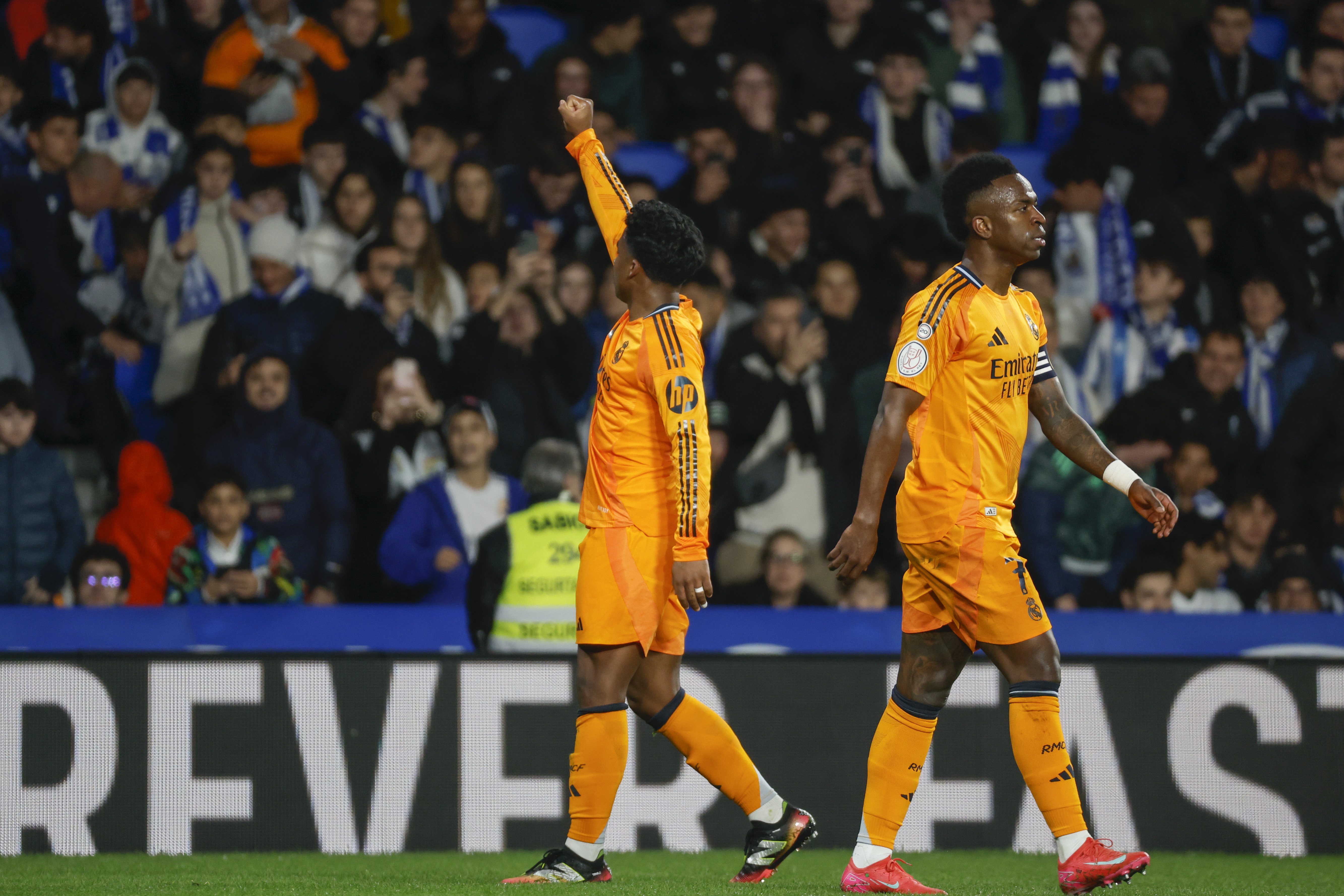 西班牙豪门球队提前进行备战,全力以赴的简单介绍 西班牙豪门球队提前进行备战,全力以赴的简单介绍