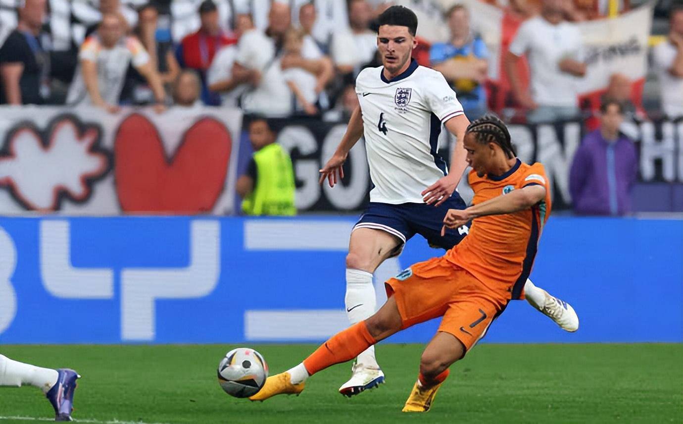 欧洲杯关键比赛镜头回放 欧洲杯关键比赛镜头回放