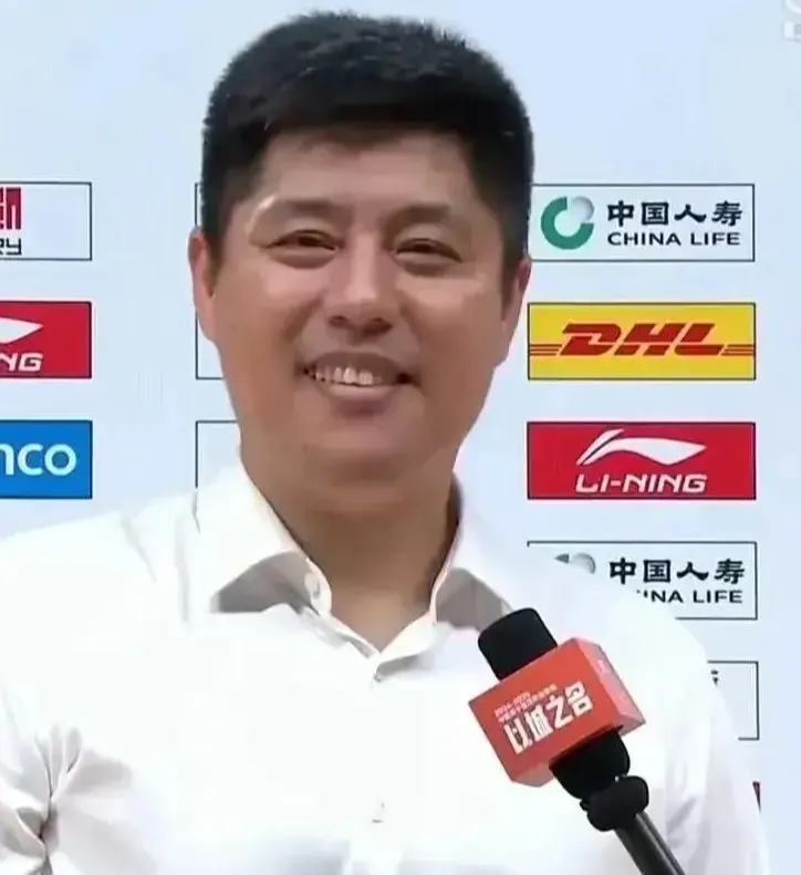 主教练发表看法,称赞球队表现出色 主教练发表看法,称赞球队表现出色