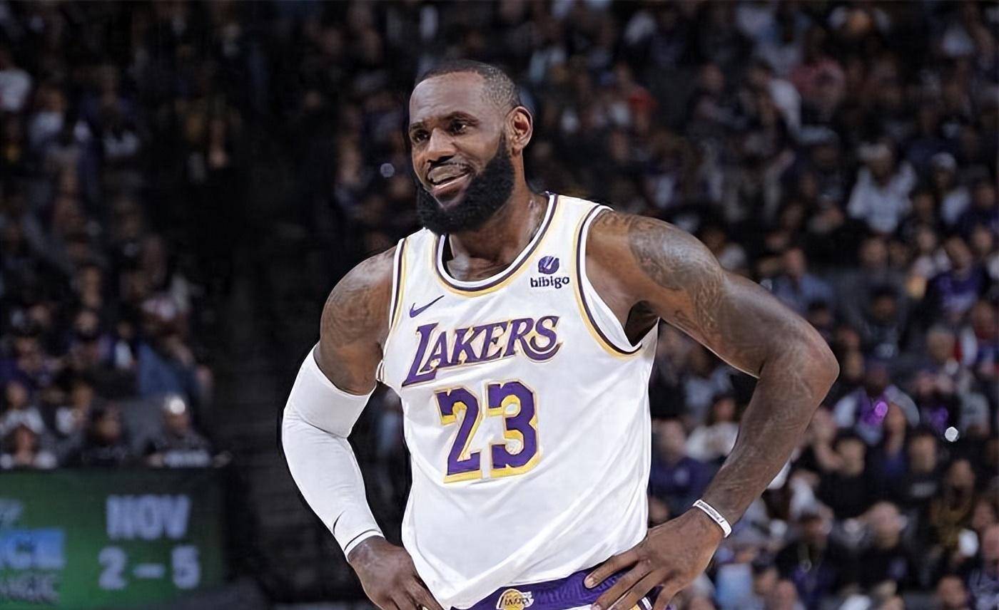 国际篮球名将詹姆斯领队取得胜利 国际篮球名将詹姆斯领队取得胜利