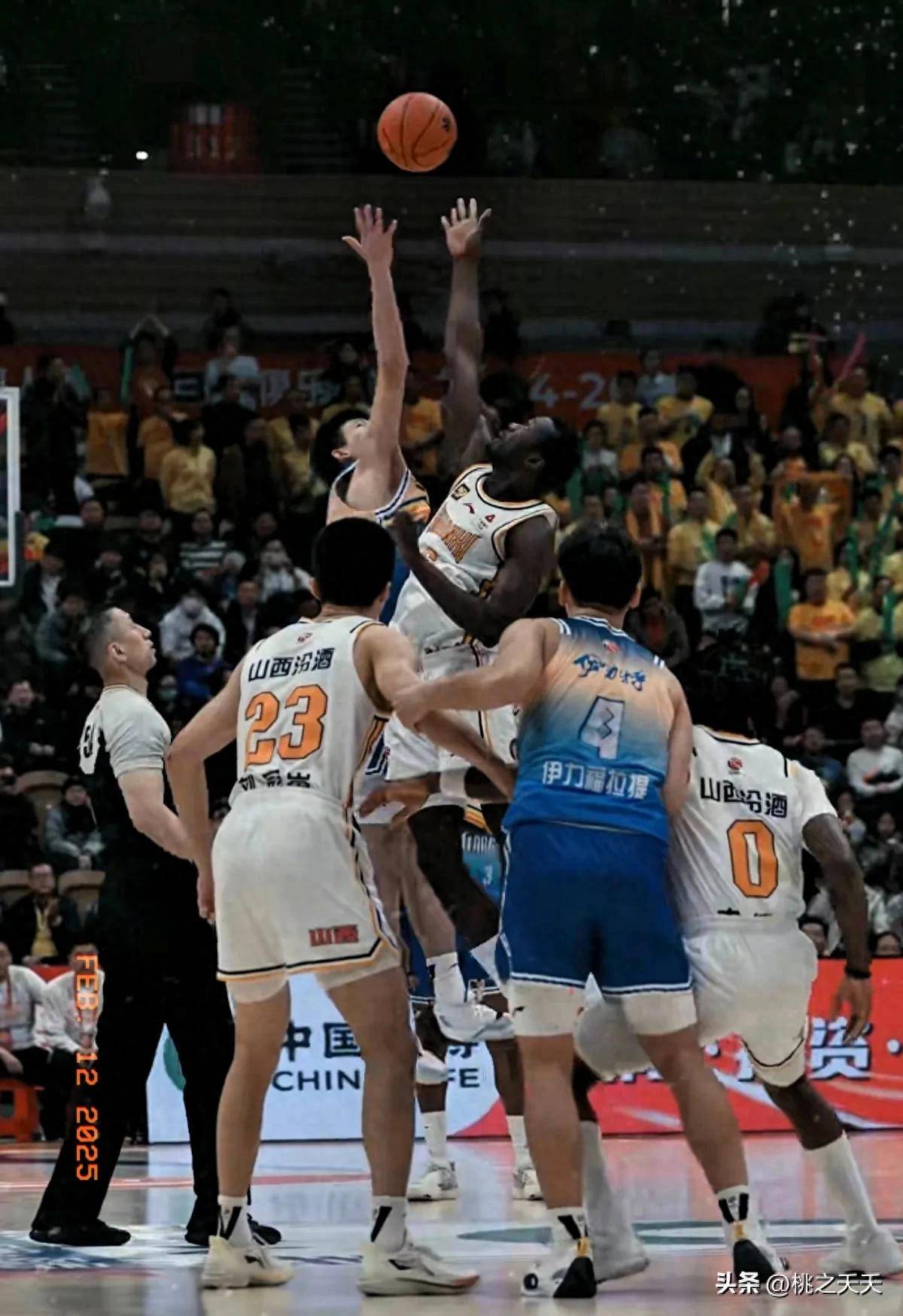 新援表现出色，球队实力提升成为新赛季热点话题