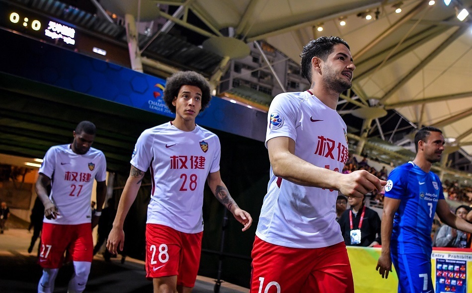 上港队员备战华夏创造连胜的壮举 上港队员备战华夏创造连胜的壮举