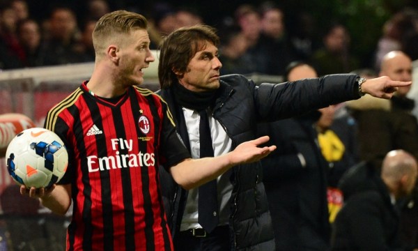 传奇教头威震球场,带队实力堪比前身 传奇教头威震球场,带队实力堪比前身