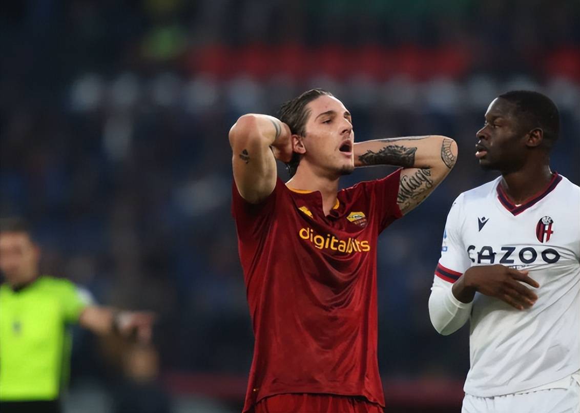 罗马中场伤情恶化,欧洲赛事前景蒙尘 罗马中场伤情恶化,欧洲赛事前景蒙尘