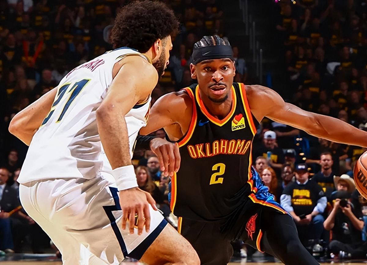 比赛过程中球员面对逆境,最终成功逆转战局 比赛过程中球员面对逆境,最终成功逆转战局