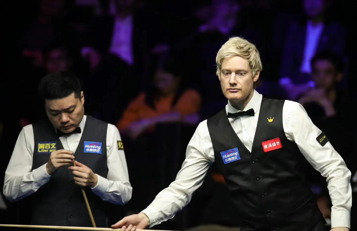 比赛过程中球员面对逆境,最终成功逆转战局 比赛过程中球员面对逆境,最终成功逆转战局