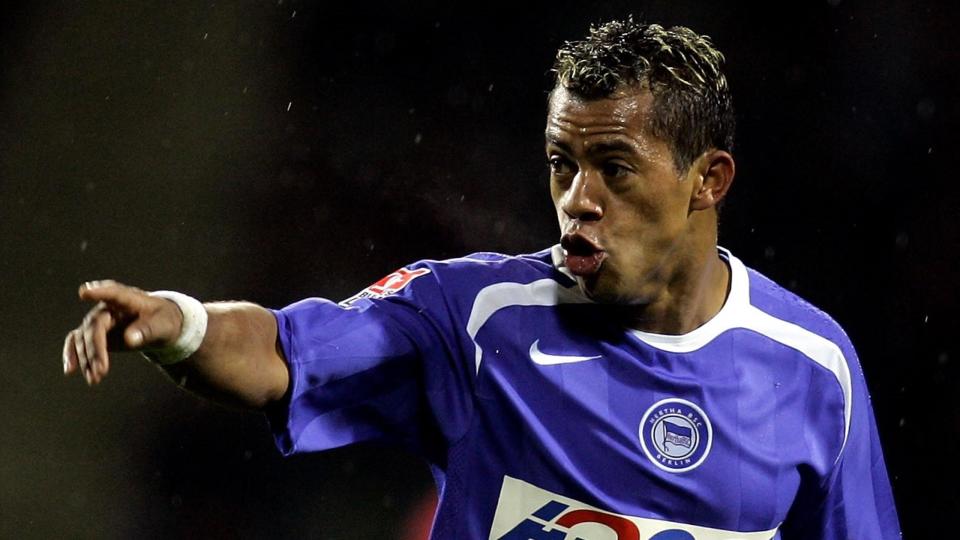 柏林赫塔将在客场对阵沙尔克,谁能获得比赛胜利? 柏林赫塔将在客场对阵沙尔克,谁能获得比赛胜利?