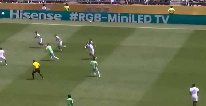 球队遭遇连败阵痛,主力球员急需复苏状态 球队遭遇连败阵痛,主力球员急需复苏状态