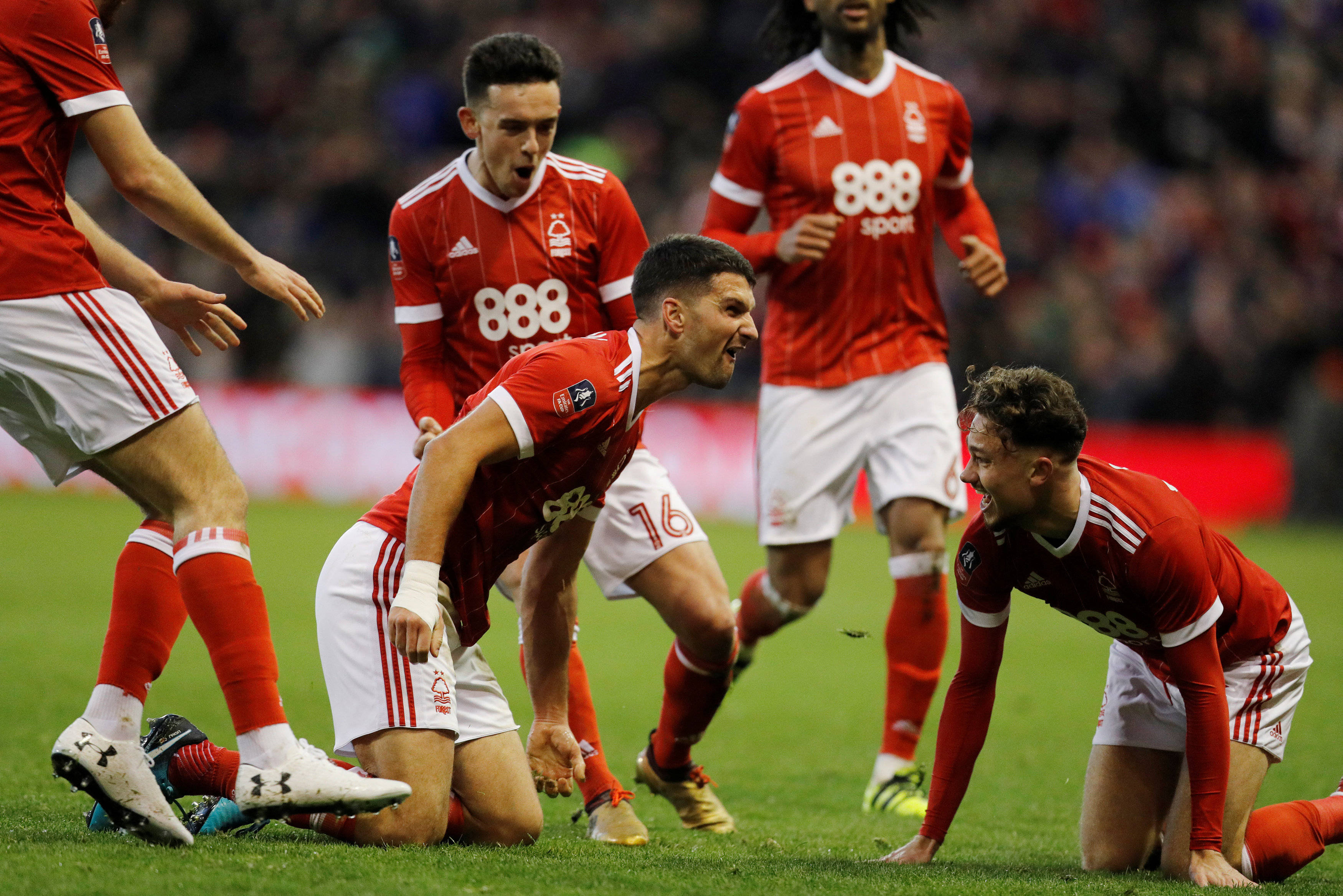 关于曼联客场惨败,欧战资格岌岌可危的信息 关于曼联客场惨败,欧战资格岌岌可危的信息