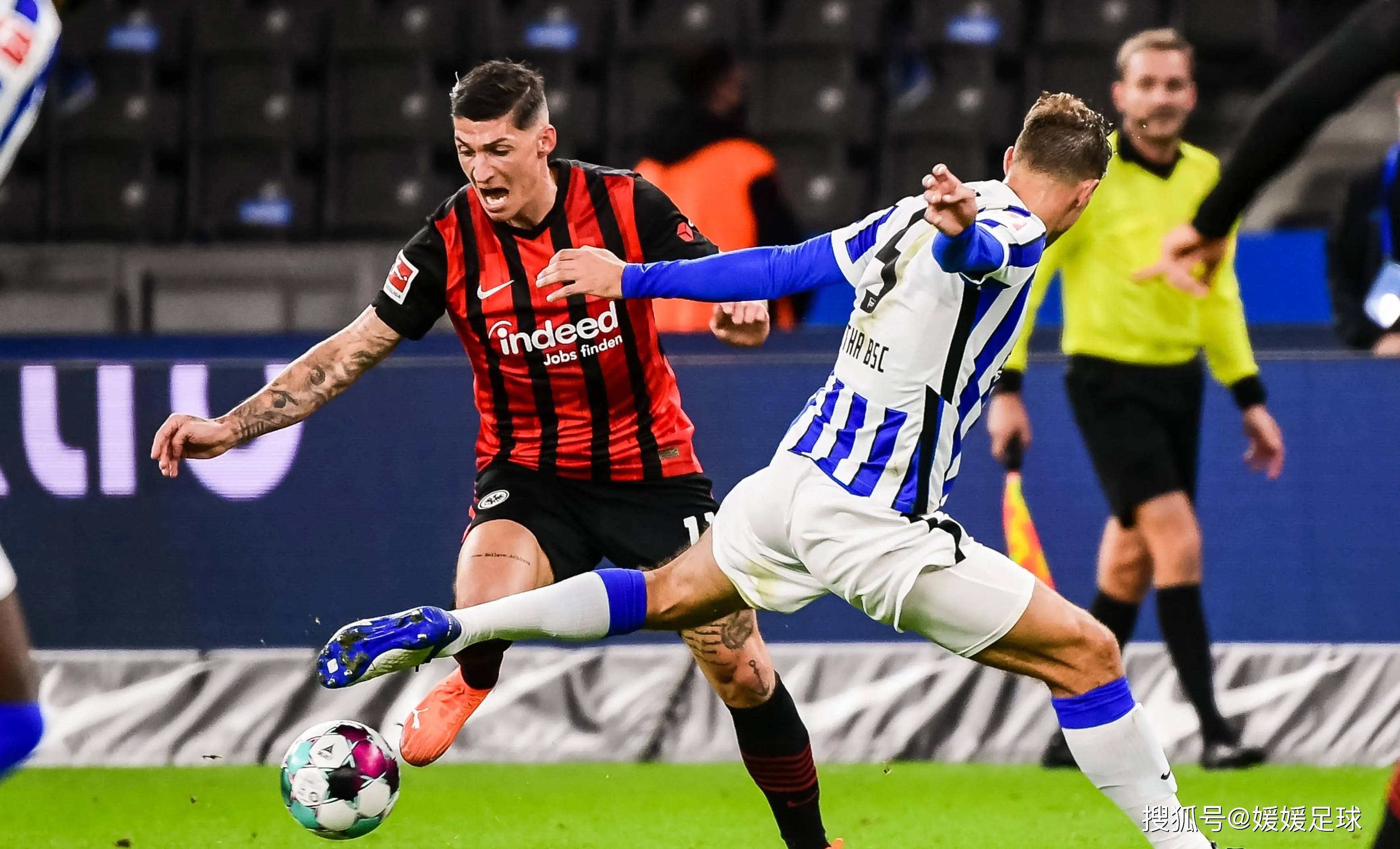 狼堡主场大胜法兰克福,跻身德甲积分榜前列的简单介绍 狼堡主场大胜法兰克福,跻身德甲积分榜前列的简单介绍