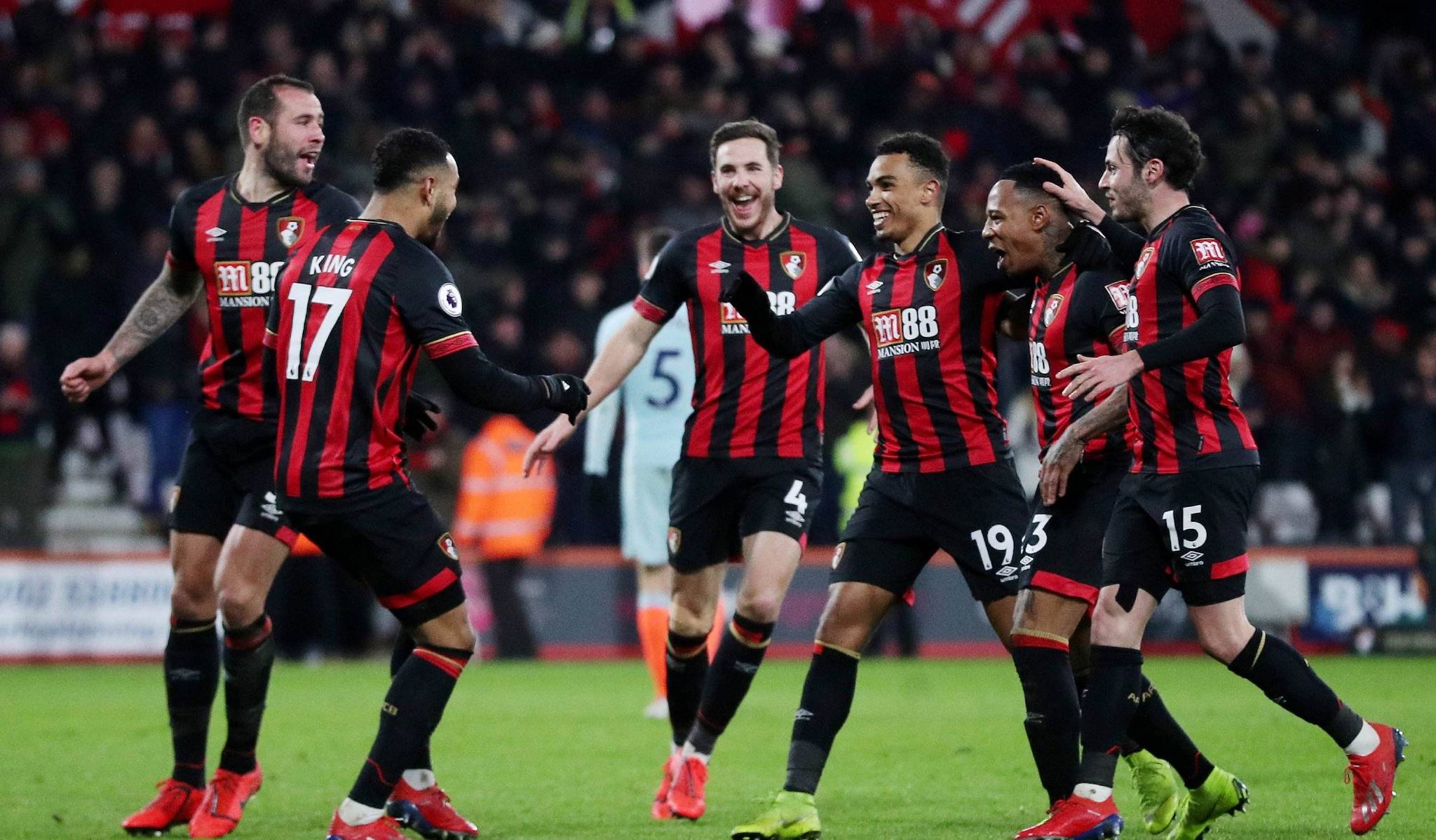 伯恩茅斯客场-大胜布莱顿，终结连败