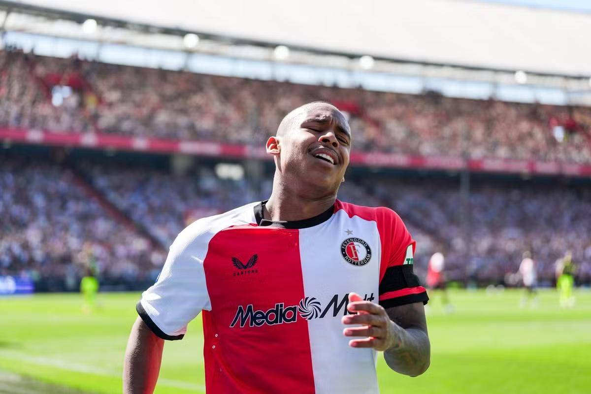 阿贾克斯惊险逆转战胜对手晋级半决赛 阿贾克斯惊险逆转战胜对手晋级半决赛