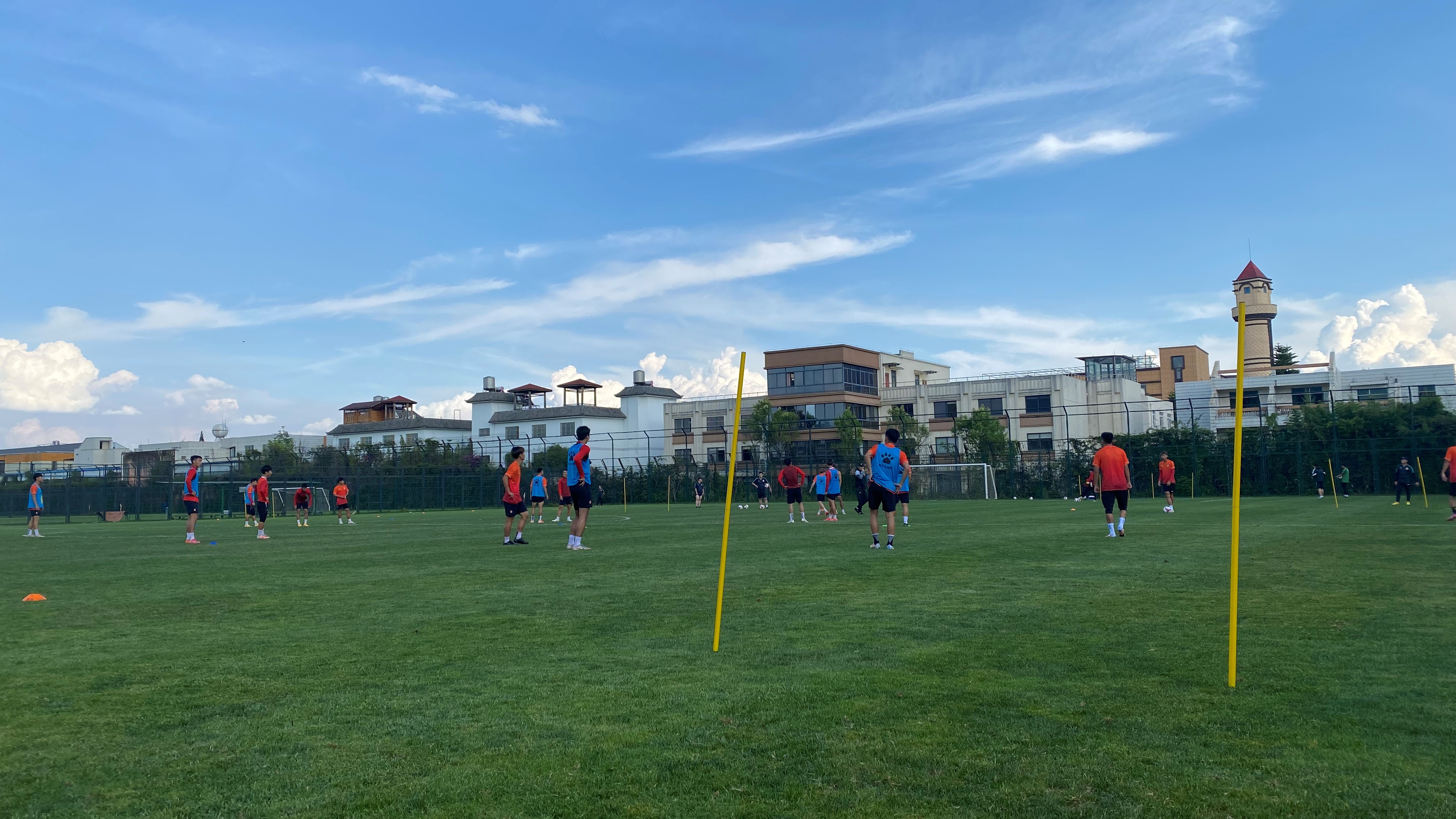 伊斯班东部大涨人气,球队备战高效率 伊斯班东部大涨人气,球队备战高效率