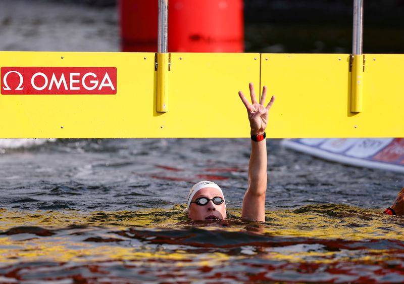 乌克兰游泳选手勇夺金牌,速度超群 乌克兰游泳选手勇夺金牌,速度超群