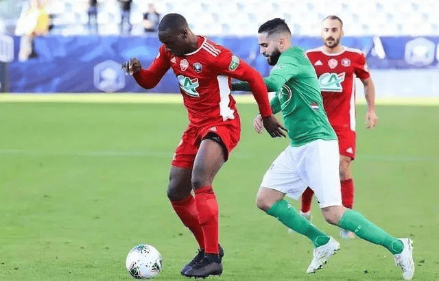 欧预赛焦点战即将开打,球迷热情高涨的简单介绍 欧预赛焦点战即将开打,球迷热情高涨的简单介绍