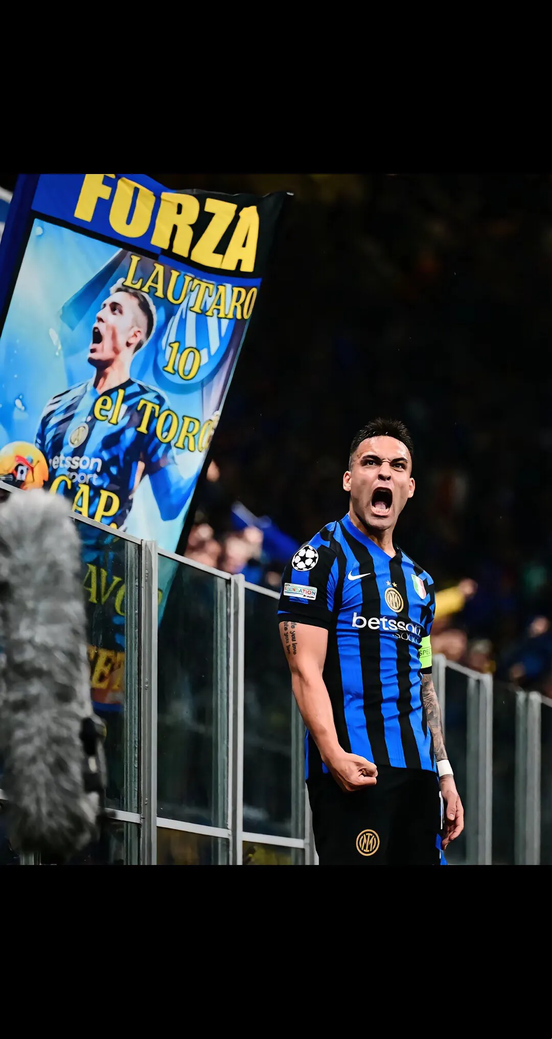 关于国际米兰中场表现超卓,成为球队灵魂的信息 关于国际米兰中场表现超卓,成为球队灵魂的信息