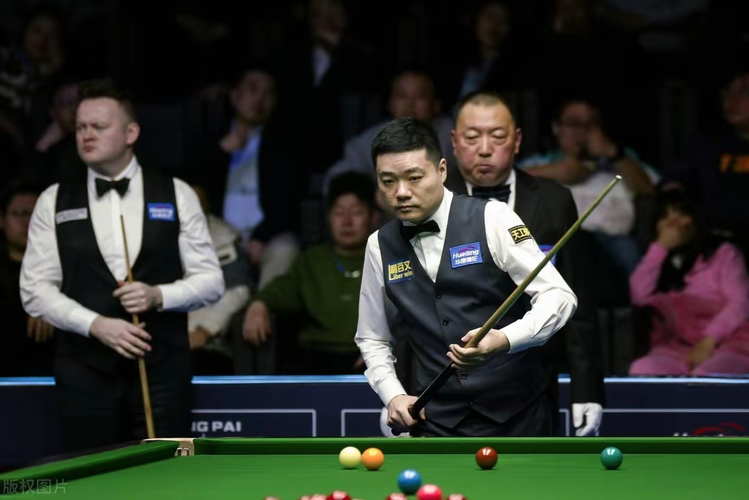 捷克接力纳粹,准备在欧预赛中与波兰展开激烈对决 捷克接力纳粹,准备在欧预赛中与波兰展开激烈对决