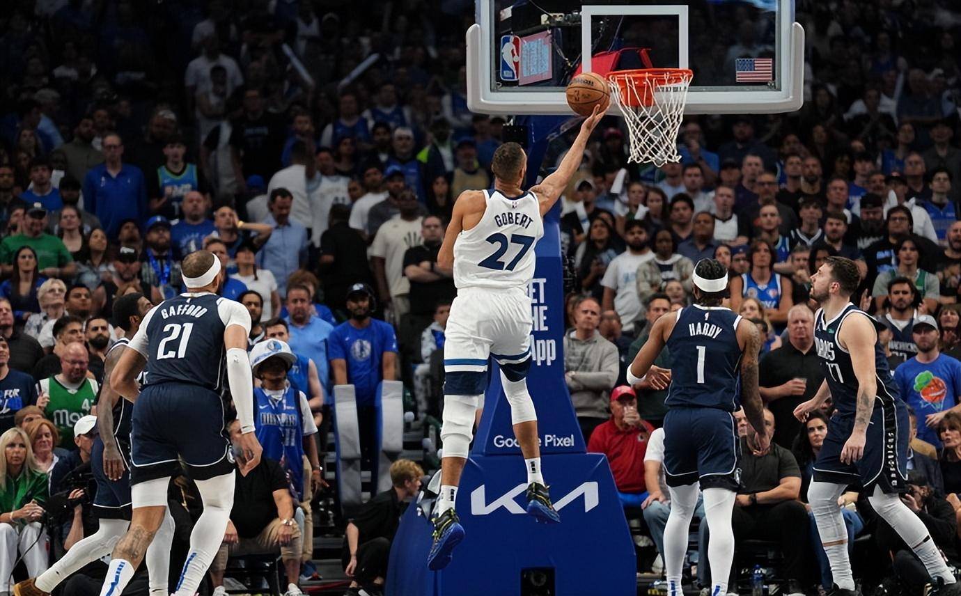 森林狼客场战胜独行侠,结束两连败 森林狼客场战胜独行侠,结束两连败