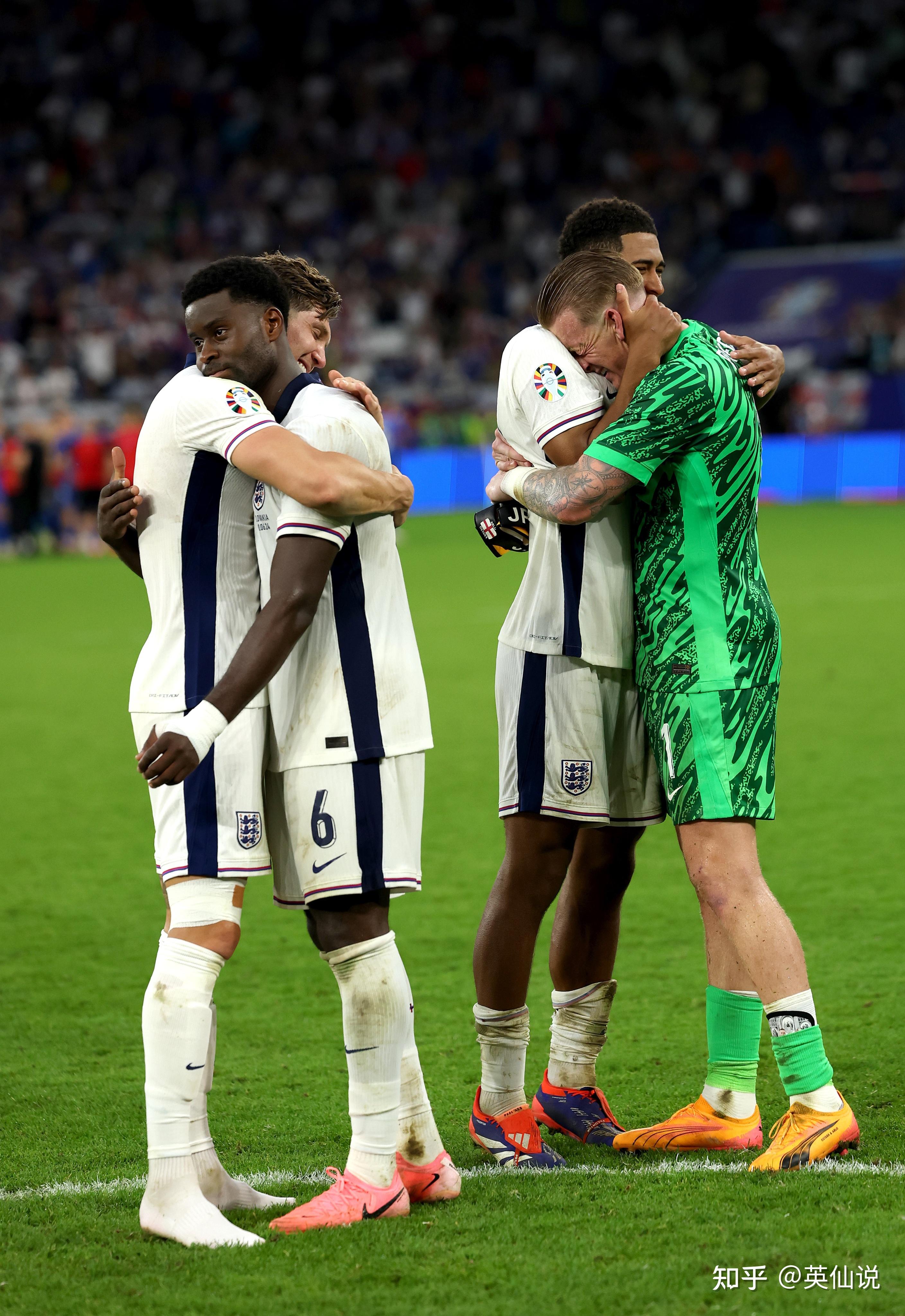 英格兰大比分击败斯洛伐克,小组领先优势巩固 英格兰大比分击败斯洛伐克,小组领先优势巩固