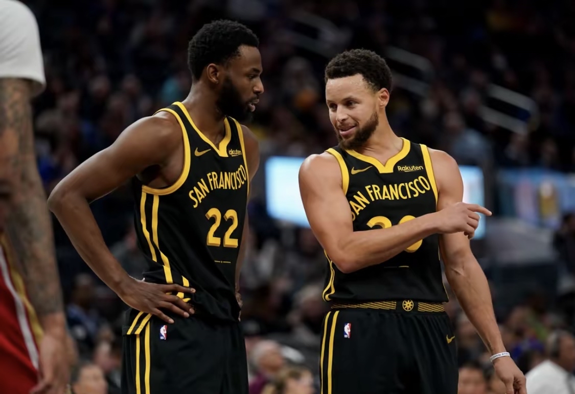 NBA总决赛:猛龙队逆袭击败勇士队,夺得总冠军 NBA总决赛:猛龙队逆袭击败勇士队,夺得总冠军