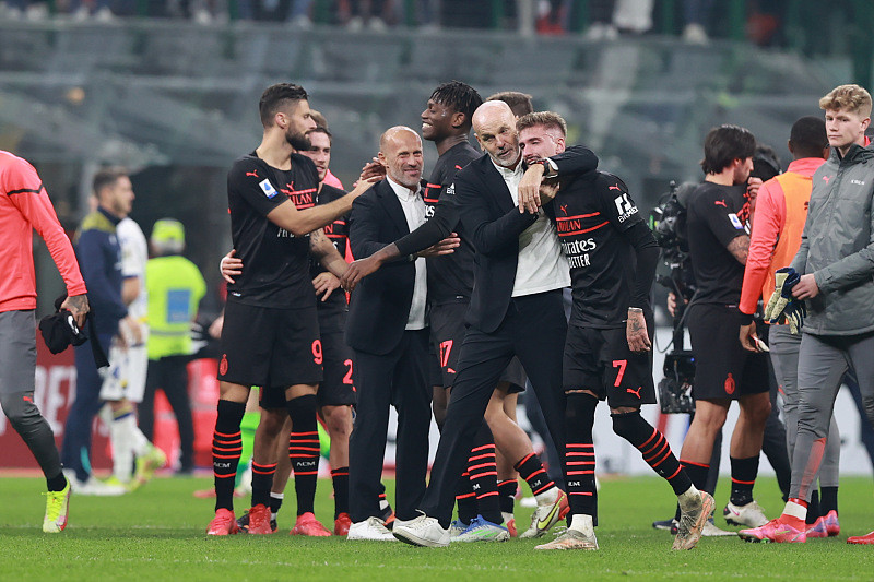 AC米兰客场抢分成功,升至积分榜次席 AC米兰客场抢分成功,升至积分榜次席