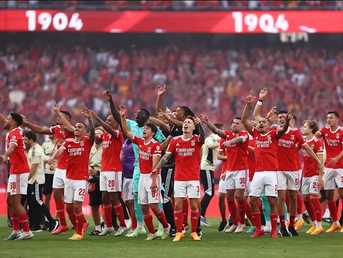 关于波尔图对阵本菲卡,谁才是最终的赢家?的信息 关于波尔图对阵本菲卡,谁才是最终的赢家?的信息