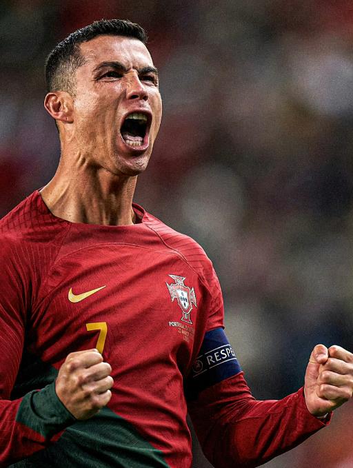 亚洲球队在精彩争斗中获得亚冠赛场胜利 亚洲球队在精彩争斗中获得亚冠赛场胜利