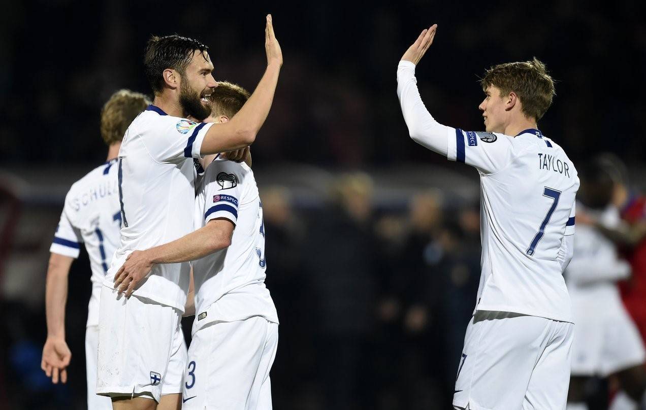 荷兰国家队在客场击败拉脱维亚,稳固实力 荷兰国家队在客场击败拉脱维亚,稳固实力