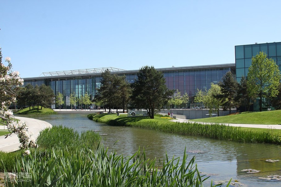 沃尔夫斯堡实力雄厚,轻松摘得胜利 沃尔夫斯堡实力雄厚,轻松摘得胜利