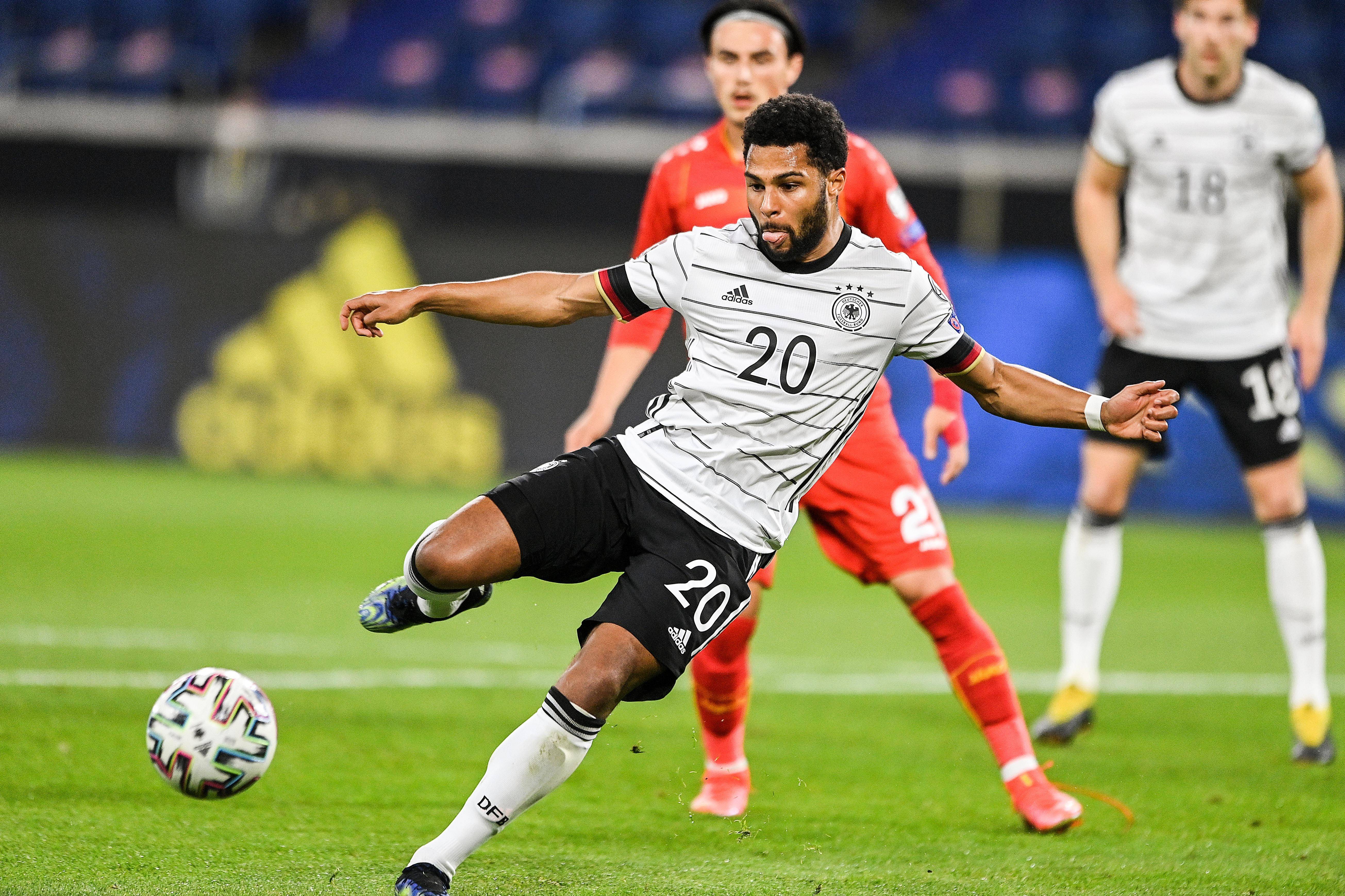 欧洲杯:丹麦队击败威尔士队晋级四分之一决赛 欧洲杯:丹麦队击败威尔士队晋级四分之一决赛