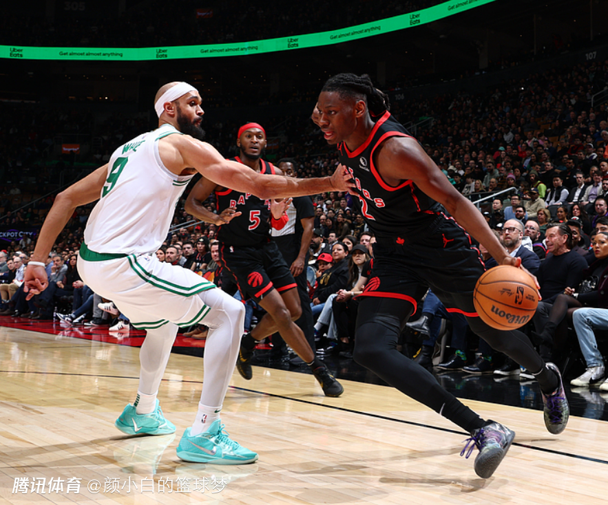 猛龙队研究对手战术,力争在比赛中取胜 猛龙队研究对手战术,力争在比赛中取胜