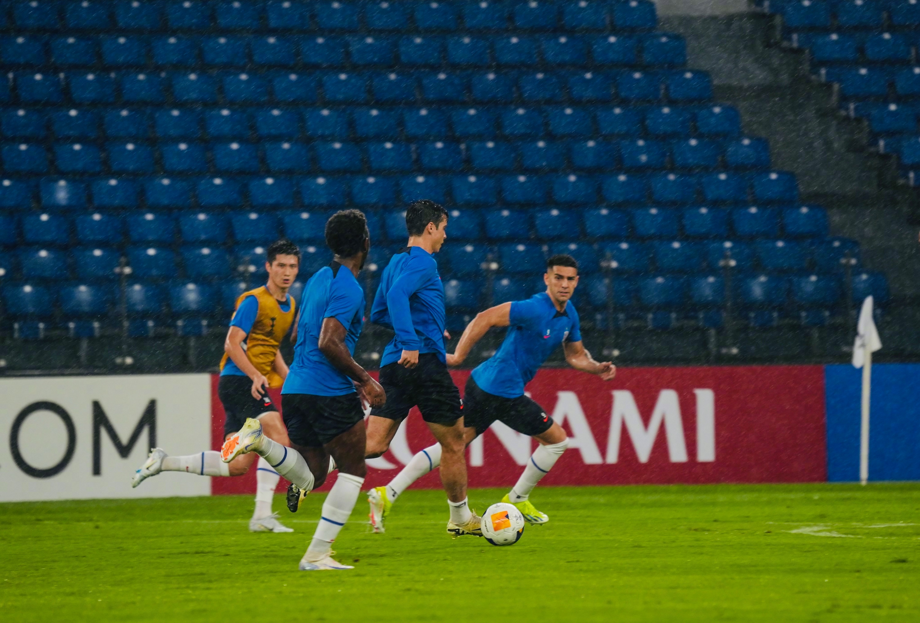 关于热那亚球场气氛火爆,期待下一场比赛的信息 关于热那亚球场气氛火爆,期待下一场比赛的信息